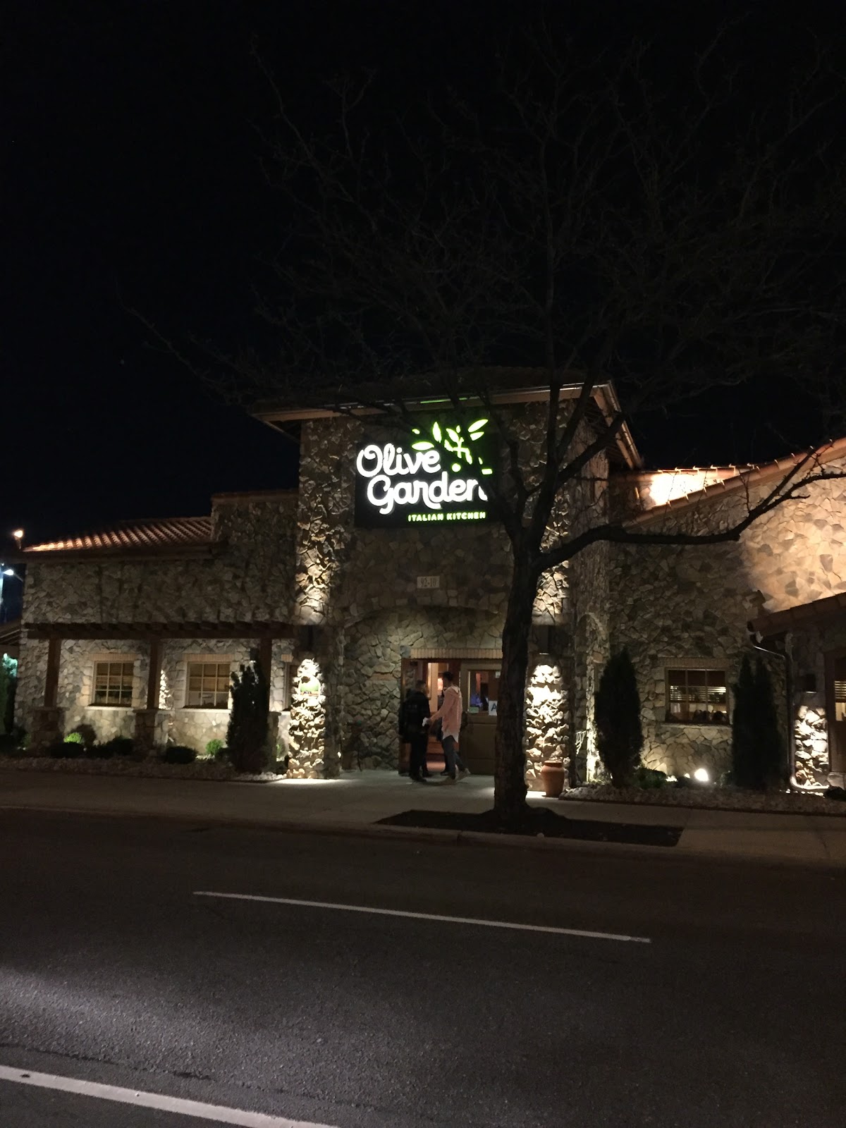 Photo of Olive Garden in Queens City, New York, United States - 10 Picture of Restaurant, Food, Point of interest, Establishment, Meal takeaway