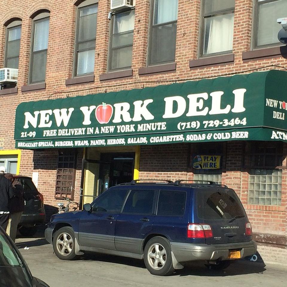 Photo of New York Deli in Queens City, New York, United States - 3 Picture of Restaurant, Food, Point of interest, Establishment, Store, Meal takeaway