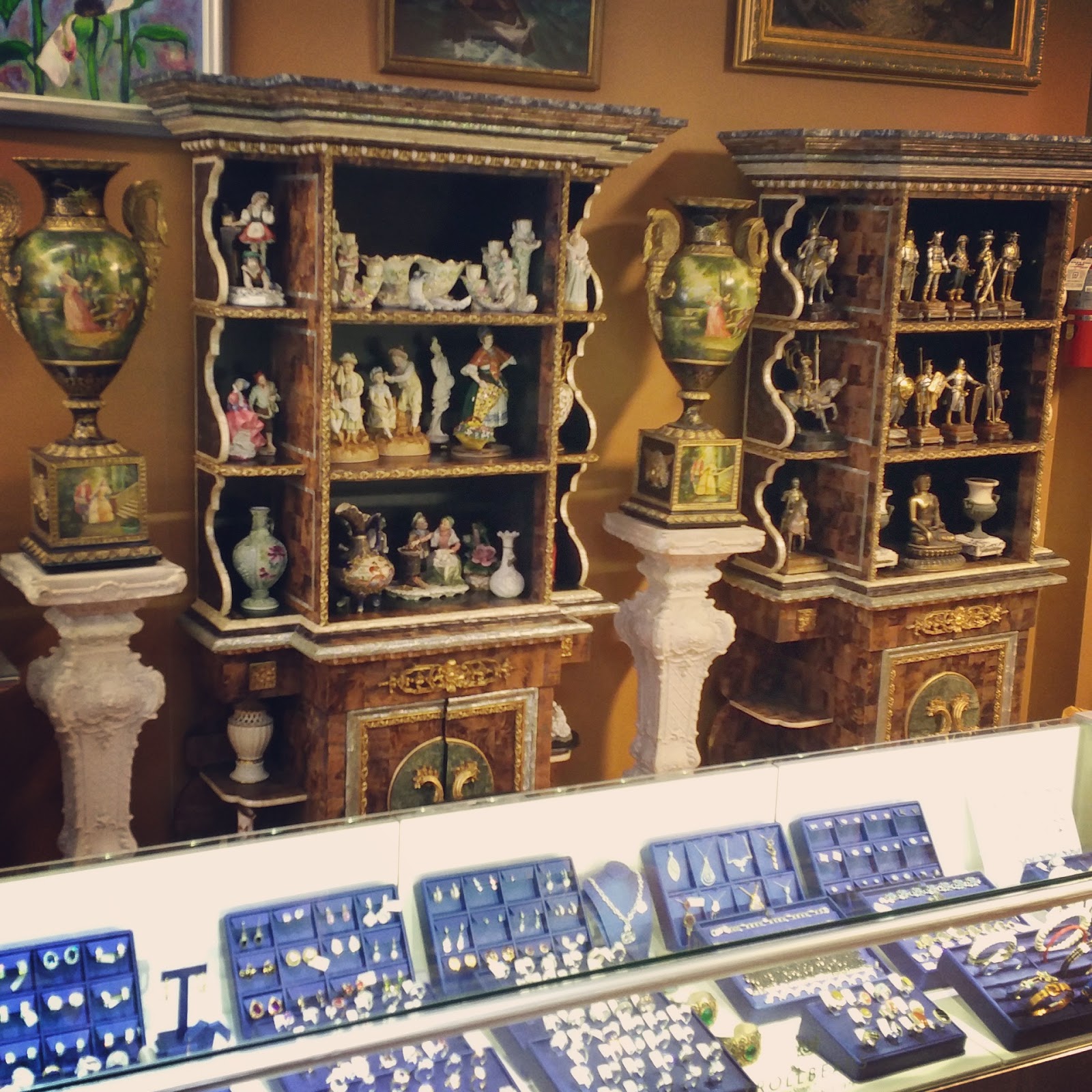 Photo of Glamorous Jewelers in Mamaroneck City, New York, United States - 10 Picture of Point of interest, Establishment, Finance, Store, Jewelry store