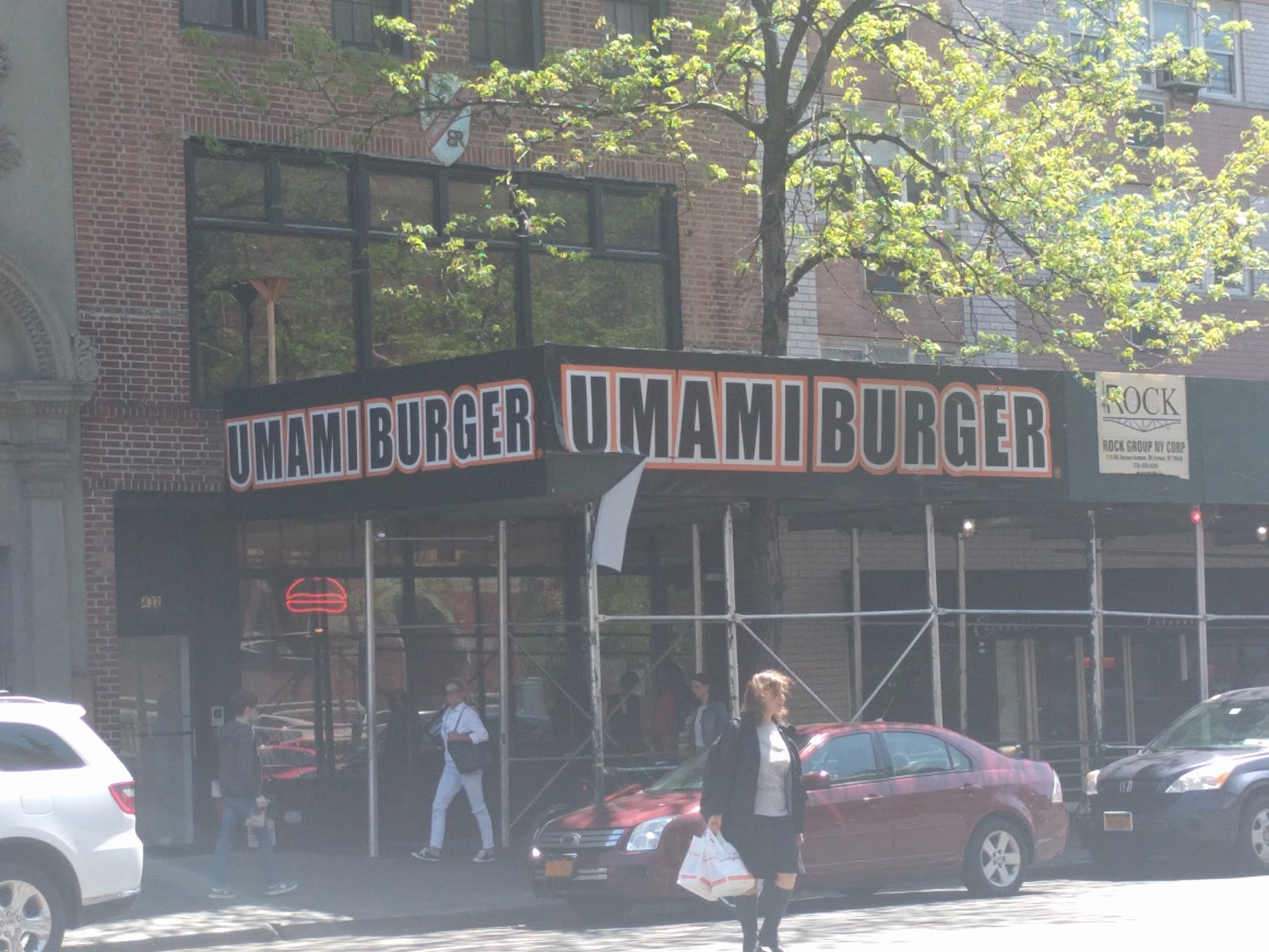 Photo of Umami Burger in New York City, New York, United States - 3 Picture of Restaurant, Food, Point of interest, Establishment, Bar