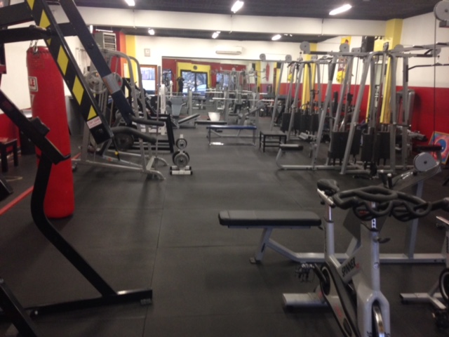 Photo of NY Ultimate Fitzone in Queens City, New York, United States - 9 Picture of Point of interest, Establishment, Health, Gym