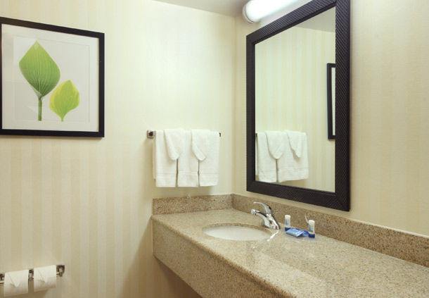 Photo of Fairfield Inn & Suites Woodbridge in Avenel City, New Jersey, United States - 9 Picture of Point of interest, Establishment, Lodging