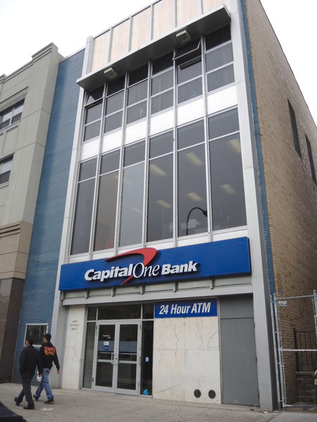 Photo of Capital One Bank in Kew Gardens City, New York, United States - 1 Picture of Point of interest, Establishment, Finance, Atm, Bank