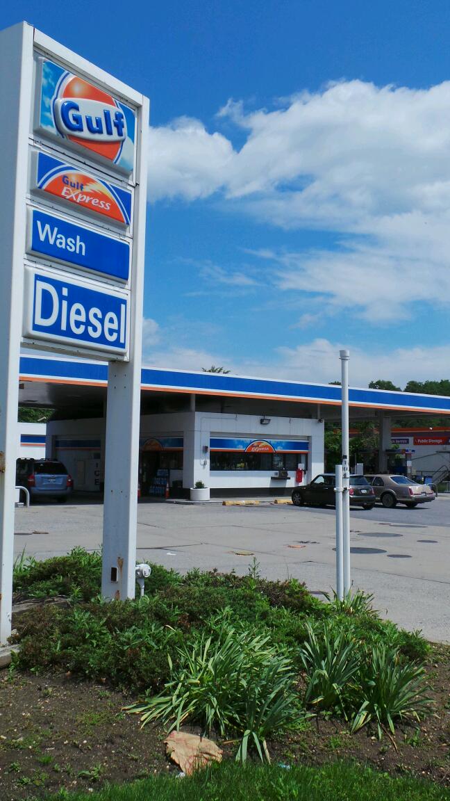 Photo of Gulf in Pelham City, New York, United States - 2 Picture of Food, Point of interest, Establishment, Store, Gas station, Convenience store, Car repair