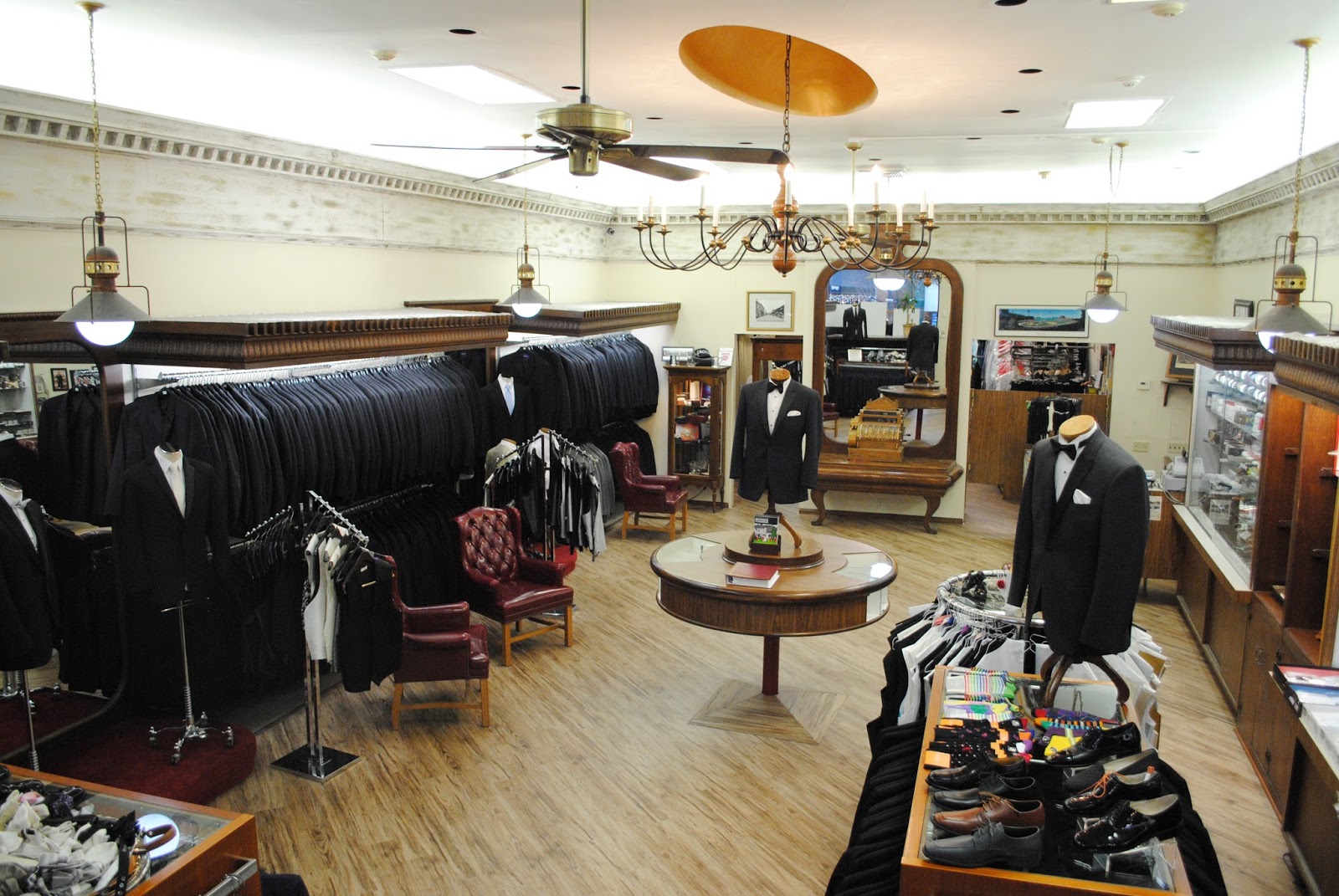 Photo of Biltmore Tuxedos in Ridgewood City, New Jersey, United States - 2 Picture of Point of interest, Establishment, Store, Clothing store