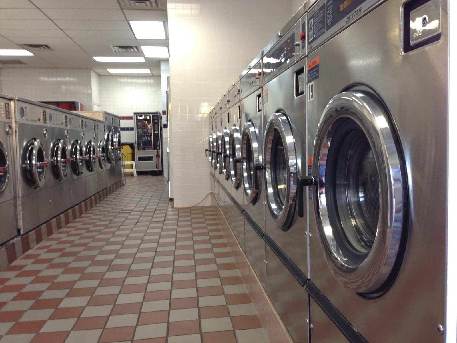 Photo of Big Wash Laundromat in West Orange City, New Jersey, United States - 2 Picture of Point of interest, Establishment, Laundry