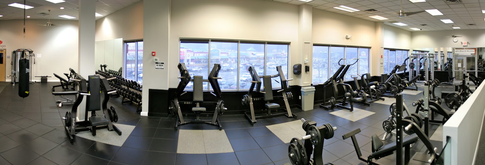 Photo of Fitness Factory Health Club Edgewater in Edgewater City, New Jersey, United States - 3 Picture of Point of interest, Establishment, Health, Gym