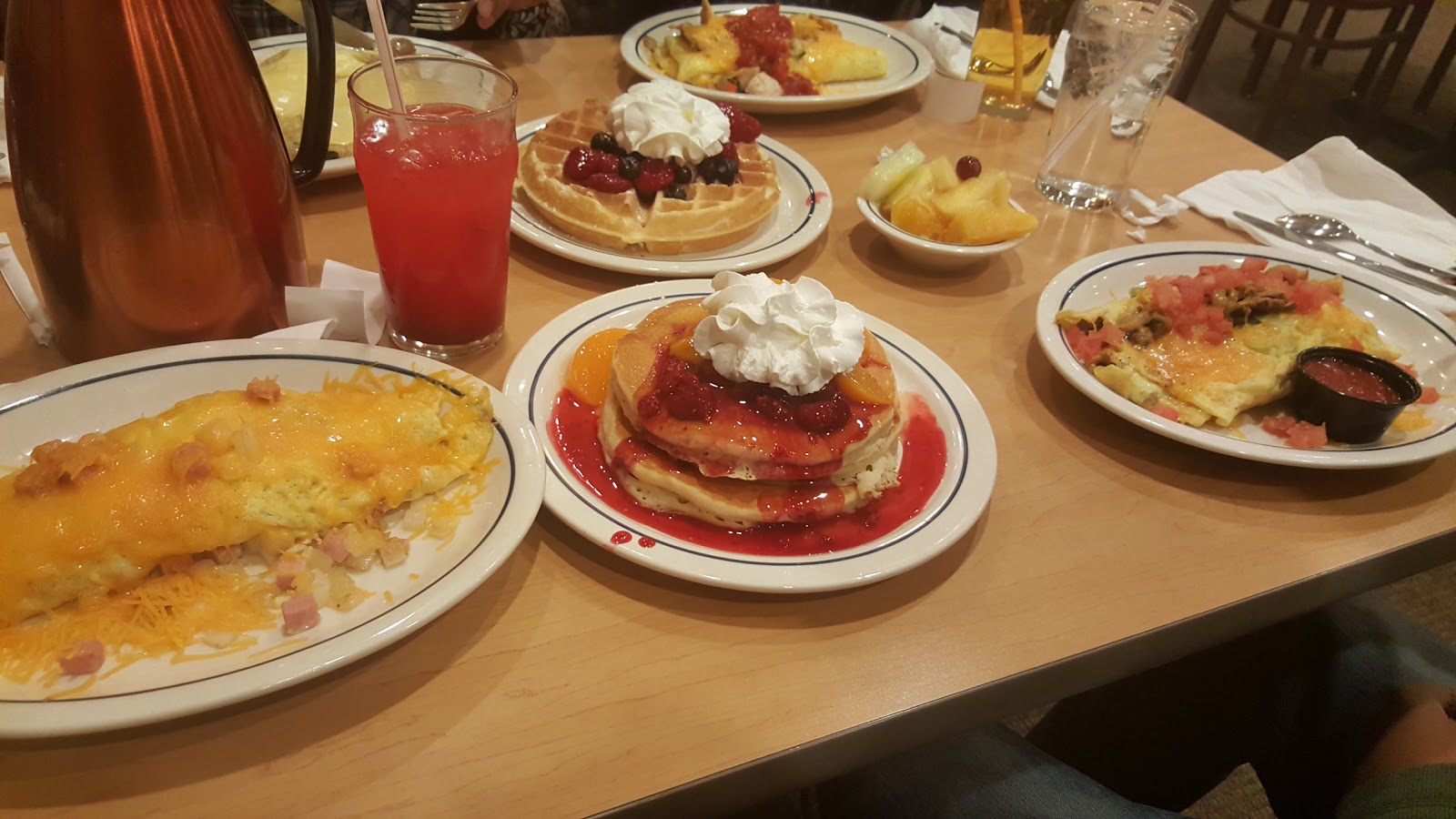 Photo of IHOP in Westbury City, New York, United States - 2 Picture of Restaurant, Food, Point of interest, Establishment