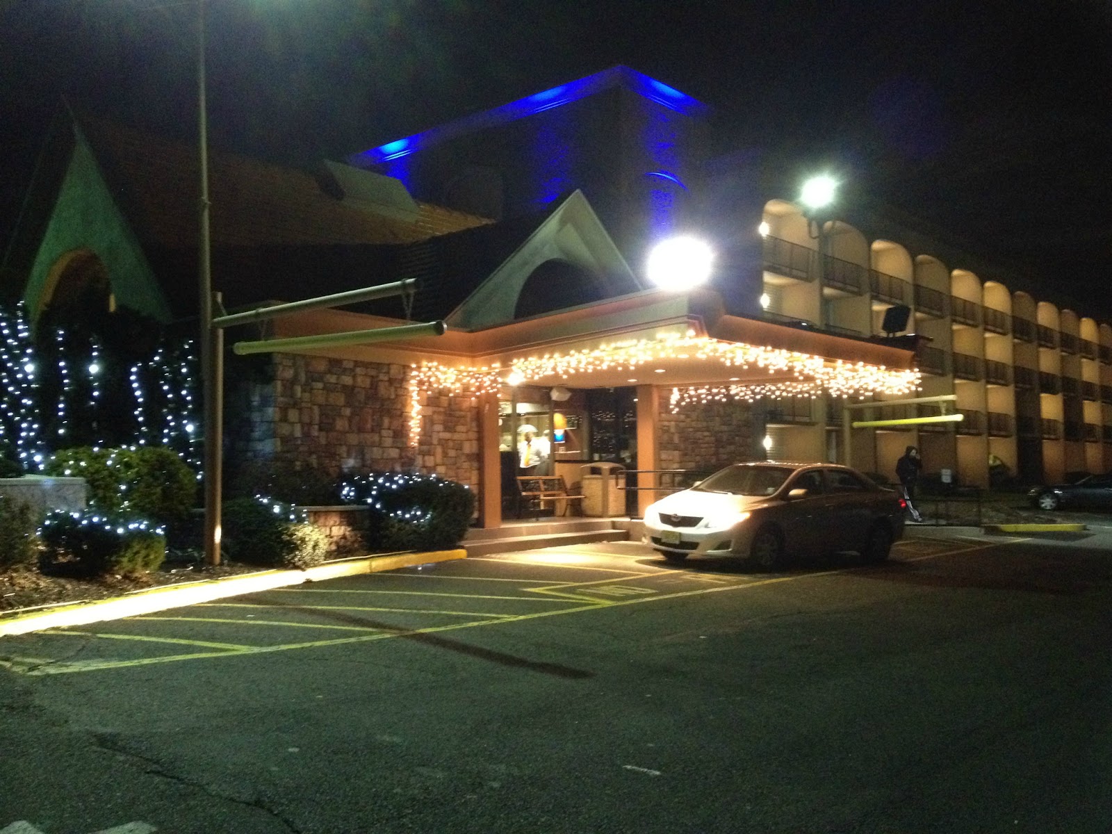Photo of Howard Johnson Inn Clifton NJ in Clifton City, New Jersey, United States - 3 Picture of Point of interest, Establishment, Lodging