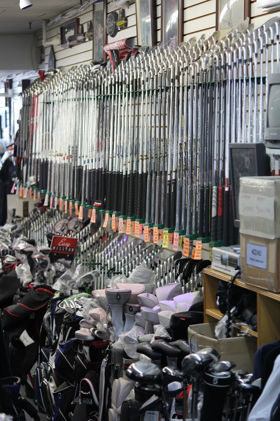 Photo of GolfTown in Queens City, New York, United States - 8 Picture of Point of interest, Establishment, Store