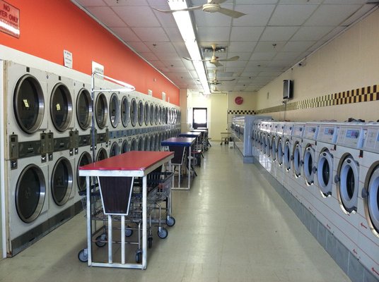 Photo of Colony Laundromat in Jersey City, New Jersey, United States - 2 Picture of Point of interest, Establishment, Laundry