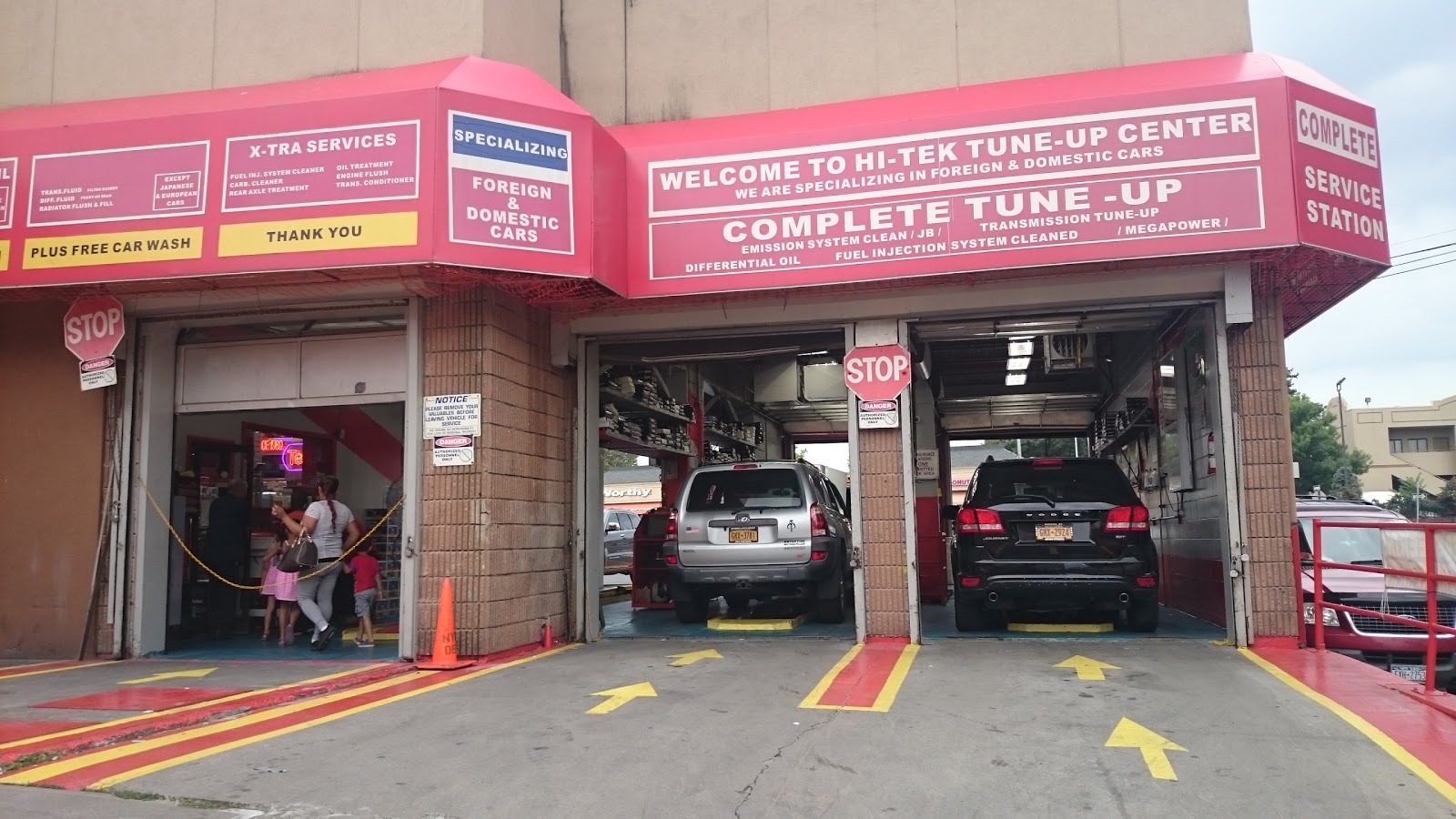 Photo of Hi-Tek Car Wash & Lube Inc. in Queens City, New York, United States - 4 Picture of Point of interest, Establishment, Car repair, Car wash