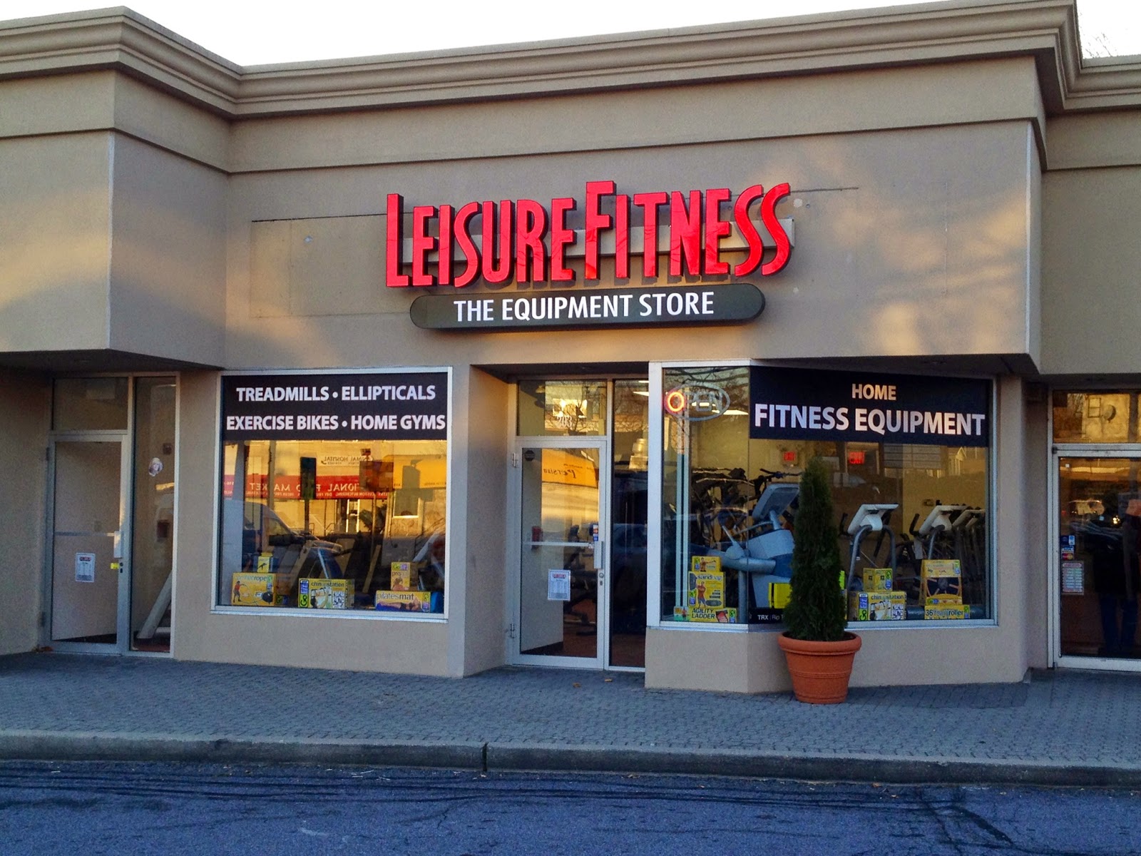 Photo of Leisure Fitness in Roslyn Heights City, New York, United States - 1 Picture of Point of interest, Establishment, Store