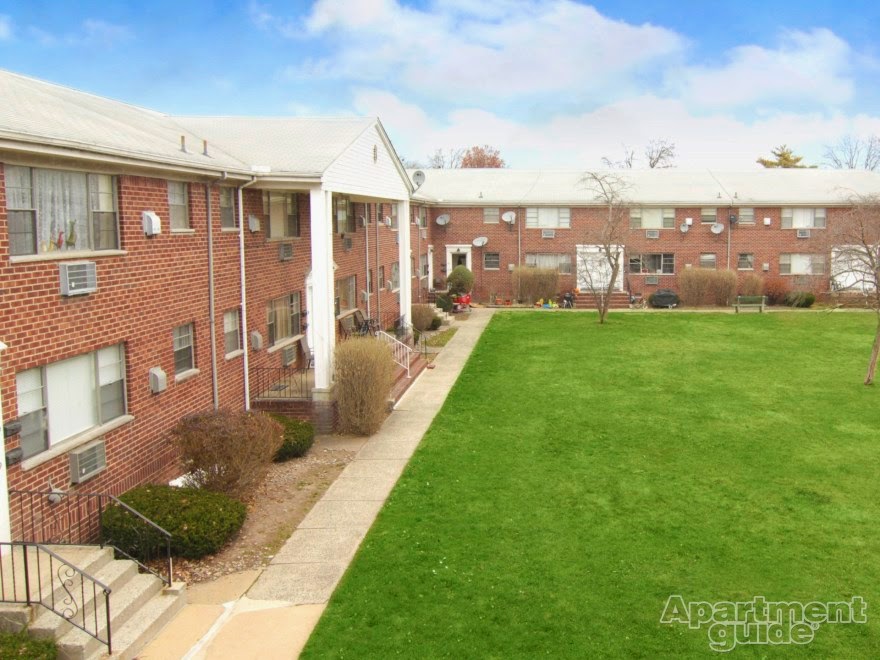 Photo of Lexington Village Apartments in Clark City, New Jersey, United States - 10 Picture of Point of interest, Establishment, Real estate agency