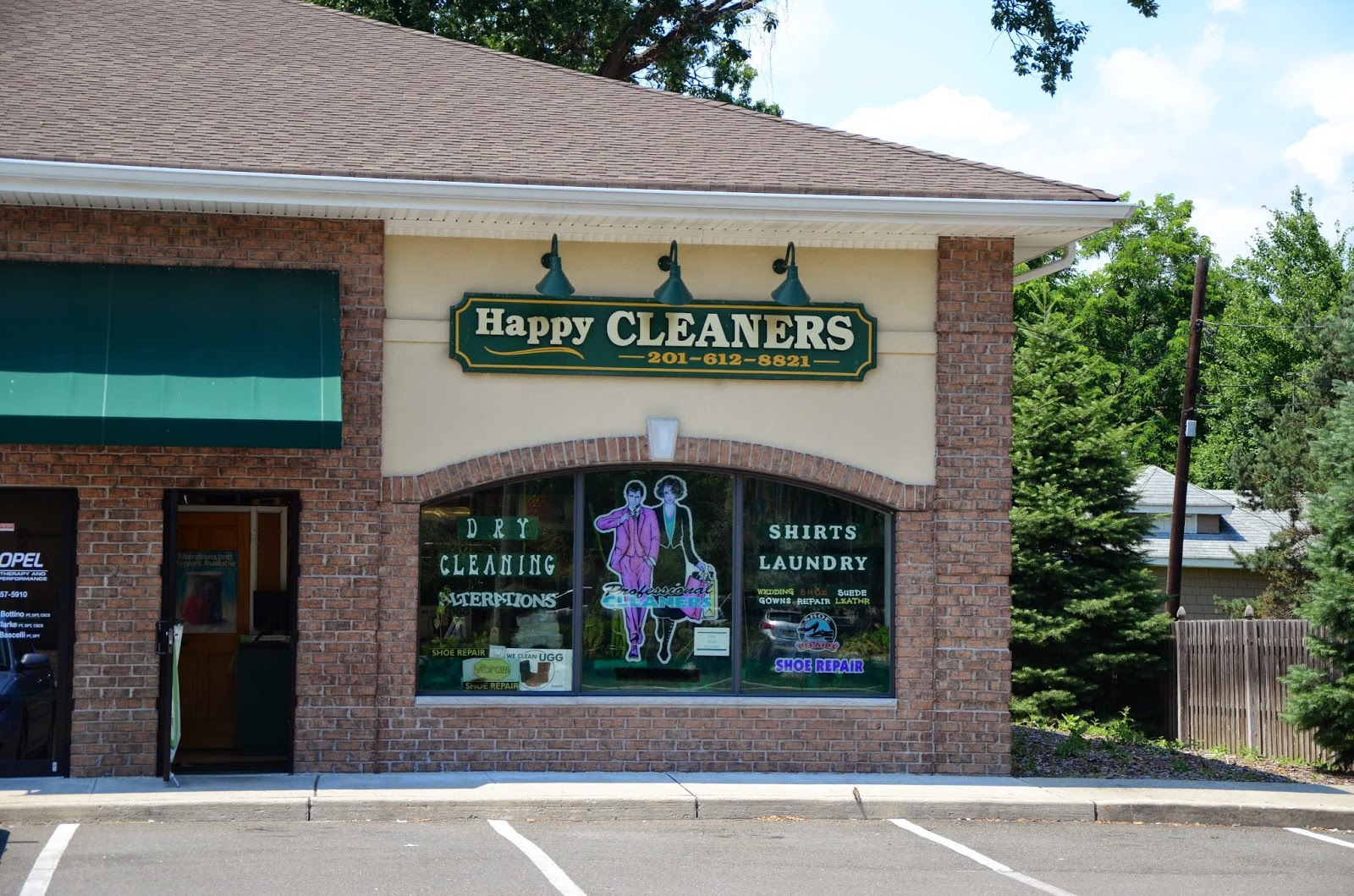 Photo of Happy Cleaners in Wyckoff City, New Jersey, United States - 6 Picture of Point of interest, Establishment, Laundry