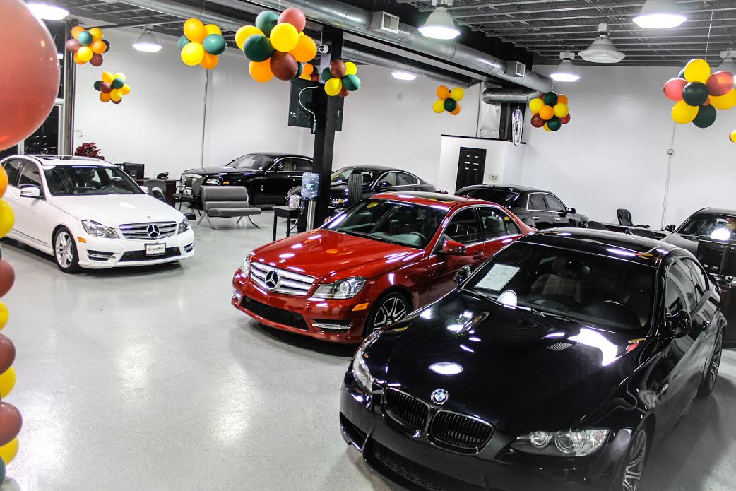 Photo of Dip's Luxury Motors in Elizabeth City, New Jersey, United States - 4 Picture of Point of interest, Establishment, Car dealer, Store