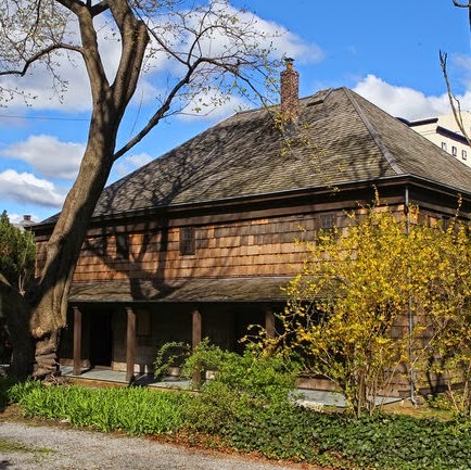 Photo of Flushing Meeting House in Queens City, New York, United States - 1 Picture of Point of interest, Establishment, Store, Place of worship, Park, Cemetery