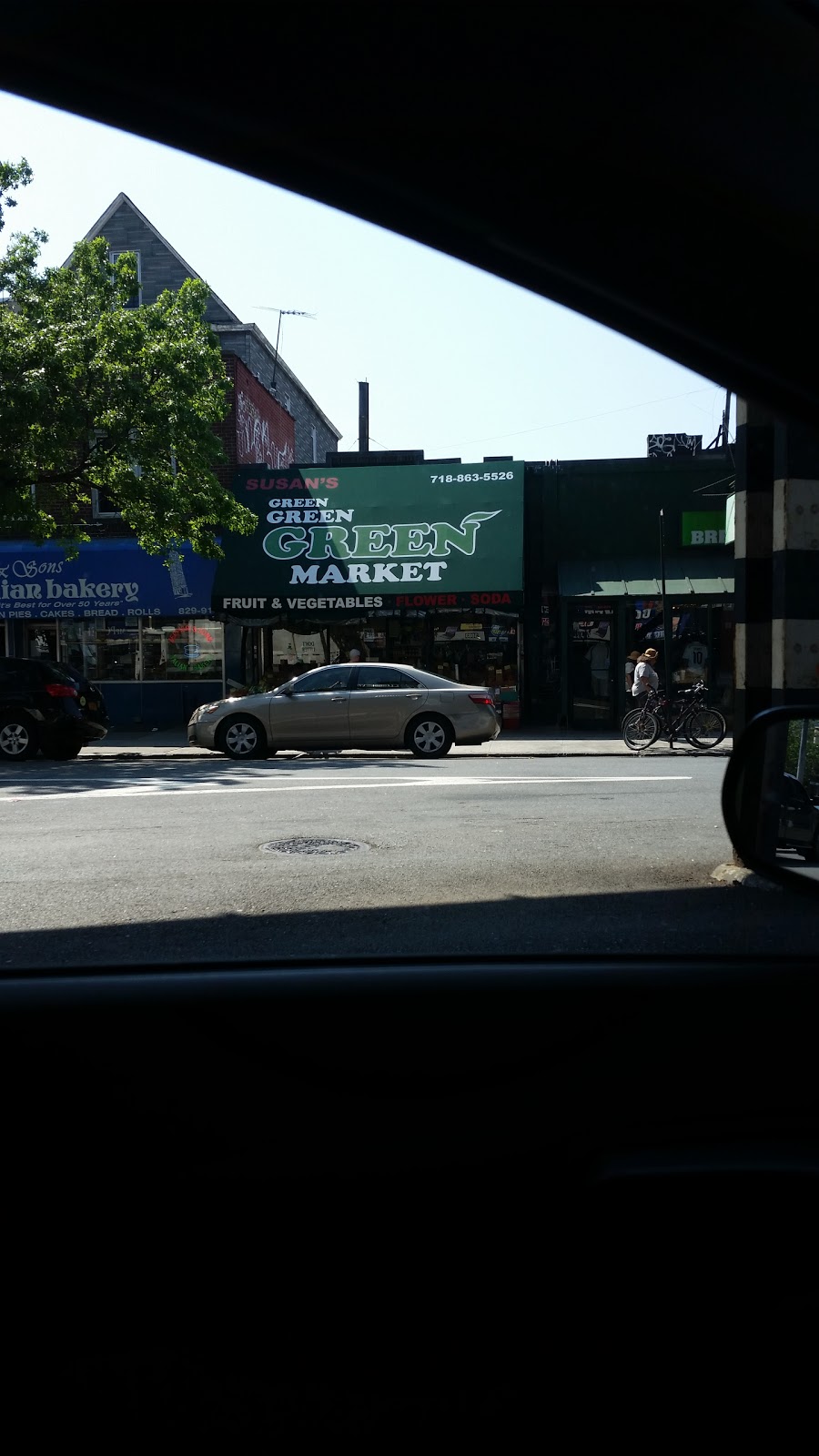 Photo of Susans Green Green Green Market in Bronx City, New York, United States - 1 Picture of Food, Point of interest, Establishment, Store, Grocery or supermarket