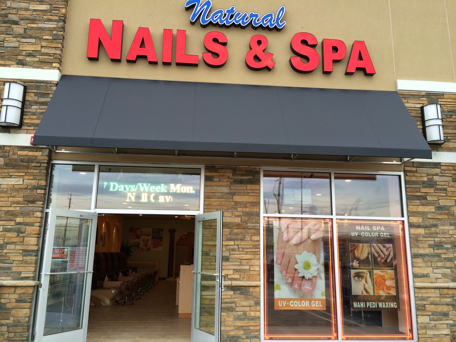 Photo of Natural Nails & Spa in Linden City, New Jersey, United States - 5 Picture of Point of interest, Establishment, Beauty salon, Hair care