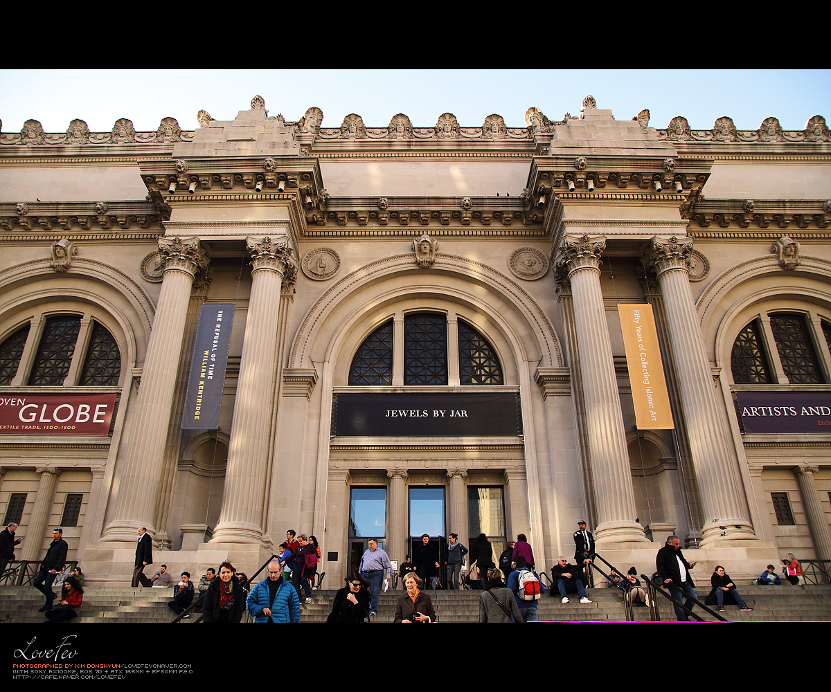 Photo of Metropolitan Museum of Art Store in New York City, New York, United States - 2 Picture of Point of interest, Establishment, Store, Art gallery