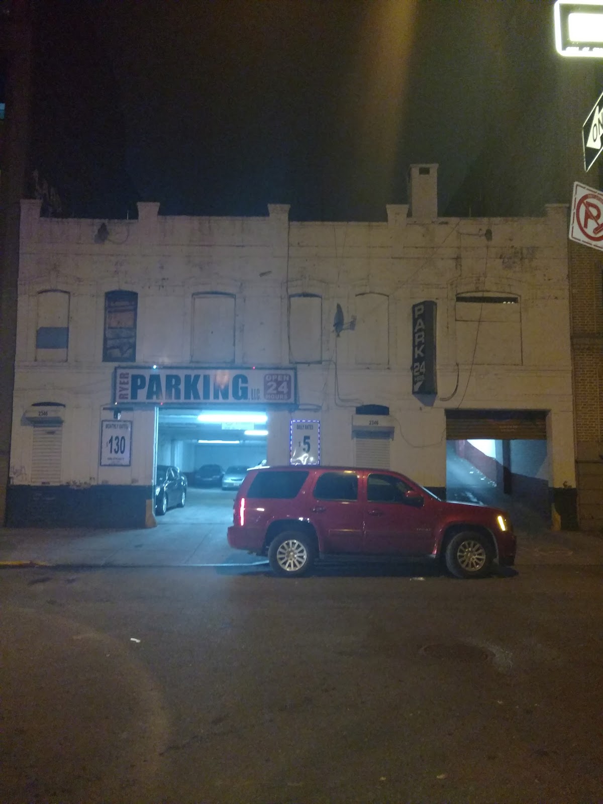 Photo of Ryer Parking in Bronx City, New York, United States - 1 Picture of Point of interest, Establishment, Parking
