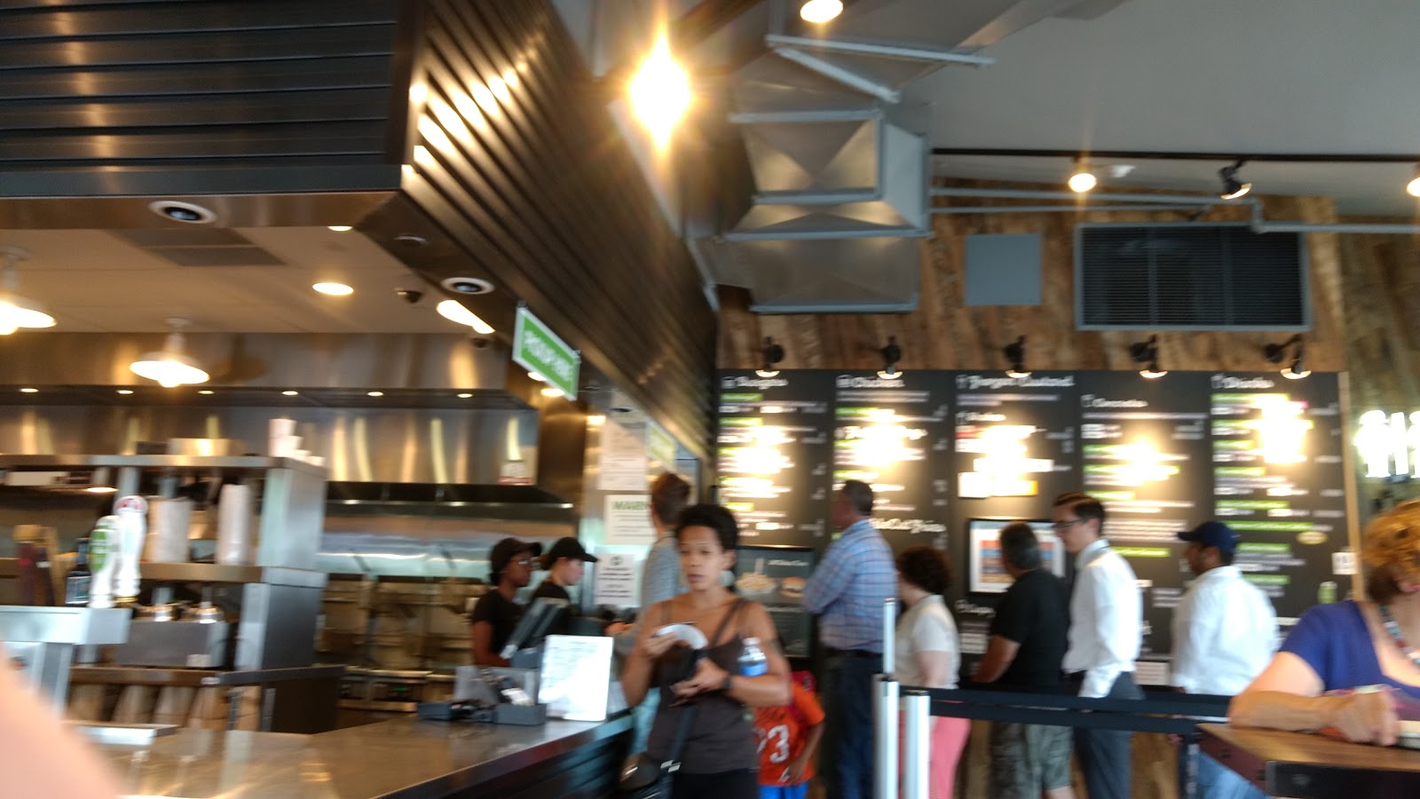 Photo of Shake Shack in North New Hyde Park City, New York, United States - 2 Picture of Restaurant, Food, Point of interest, Establishment, Store