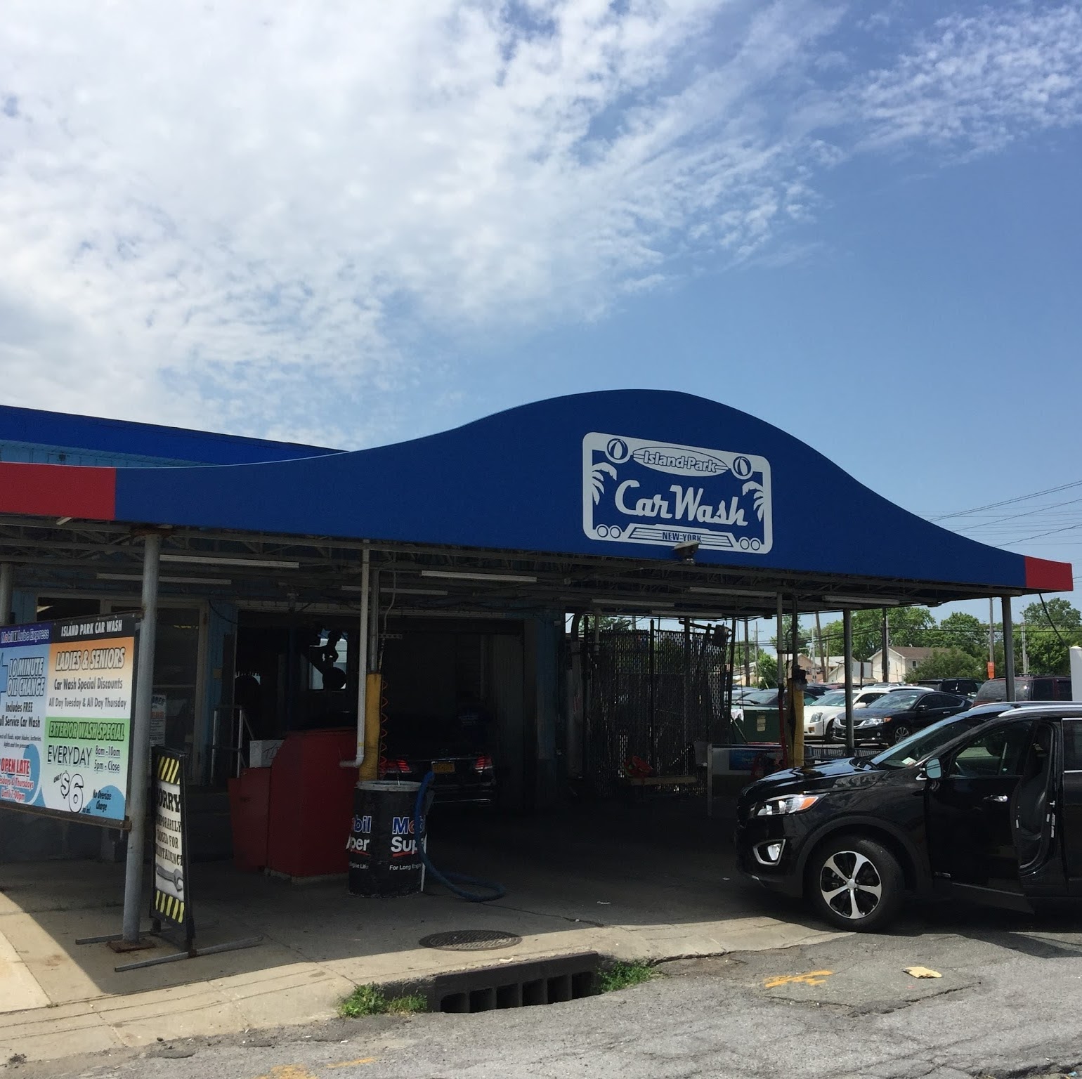 Photo of iPark Auto Plaza in Island Park City, New York, United States - 1 Picture of Point of interest, Establishment, Car wash