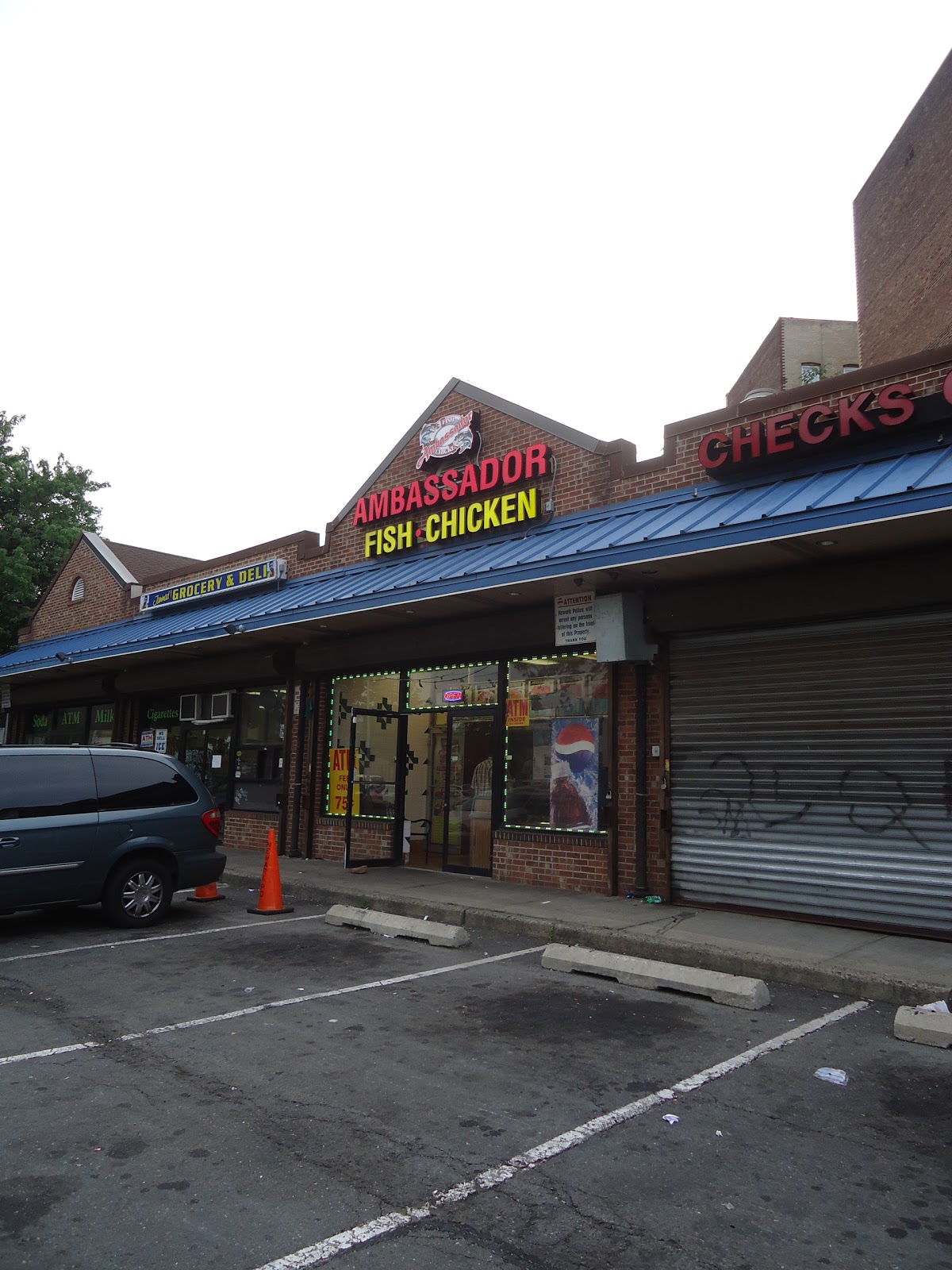 Photo of Big New York Chicken & Pizza in Newark City, New Jersey, United States - 1 Picture of Restaurant, Food, Point of interest, Establishment