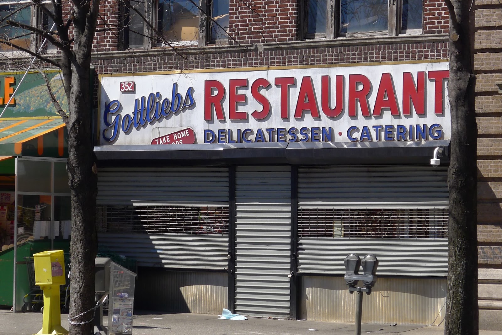 Photo of Gottliebs Restaurant in Brooklyn City, New York, United States - 4 Picture of Restaurant, Food, Point of interest, Establishment, Store, Meal takeaway