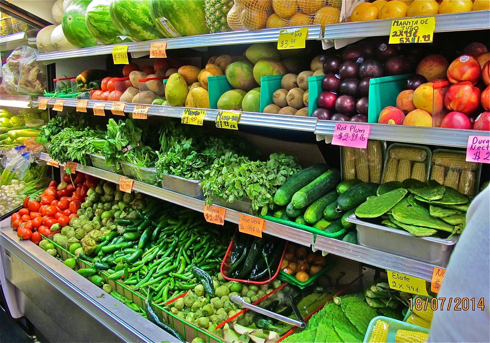 Photo of El Tepeyac Grocery in New York City, New York, United States - 3 Picture of Food, Point of interest, Establishment, Store, Grocery or supermarket, Liquor store