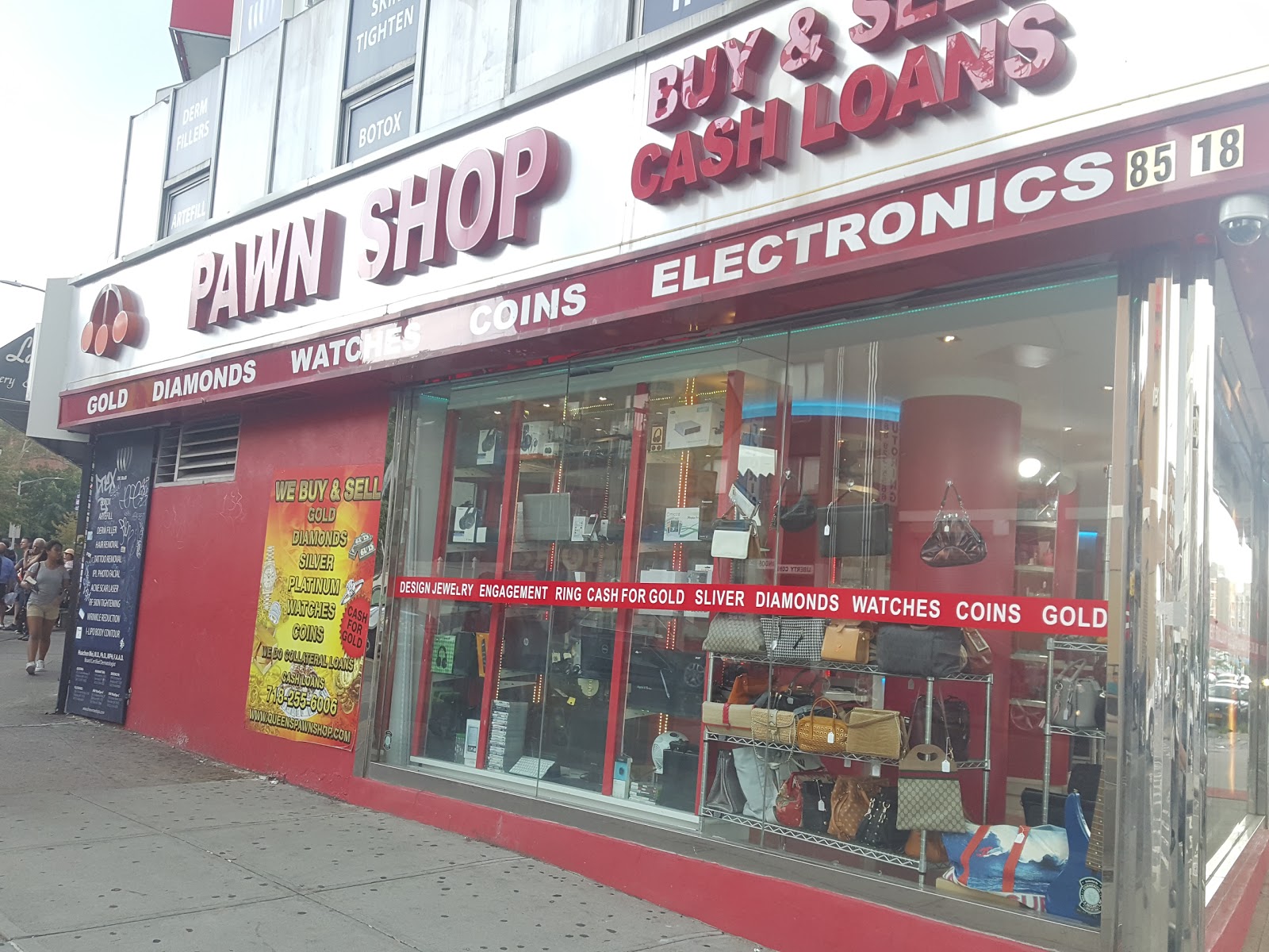 Photo of Queens Pawn Shop in Queens City, New York, United States - 5 Picture of Point of interest, Establishment, Finance, Store, Jewelry store, Electronics store