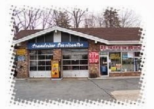 Soundview Servicenter in Mamaroneck City, New York, United States - #1 Photo of Point of interest, Establishment, Gas station, Car repair