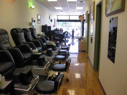 SK Nails and Spa in Westbury City, New York, United States - #4 Photo of Point of interest, Establishment, Beauty salon, Hair care