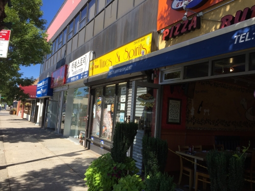 한복 스토리 hanbok Story in Queens City, New York, United States - #2 Photo of Point of interest, Establishment, Store, Home goods store, Clothing store