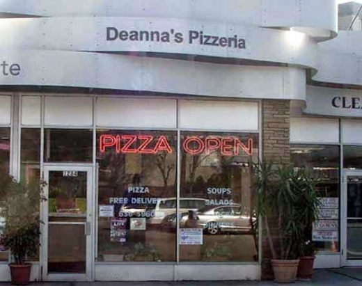 Deanna's Pizza in New Rochelle City, New York, United States - #1 Photo of Restaurant, Food, Point of interest, Establishment