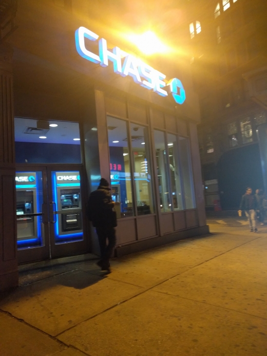 Photo by <br />
<b>Notice</b>:  Undefined index: user in <b>/home/www/activeuser/data/www/vaplace.com/core/views/default/photos.php</b> on line <b>128</b><br />
. Picture for Chase Bank in New York City, New York, United States - Point of interest, Establishment, Finance, Atm, Bank