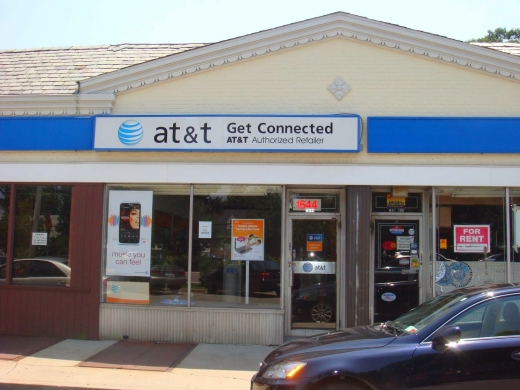 Get connected in New Hyde Park City, New York, United States - #1 Photo of Point of interest, Establishment, Store