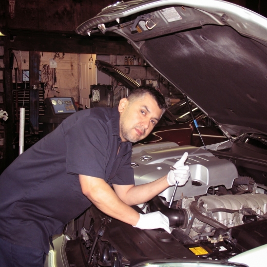 Photo by <br />
<b>Notice</b>:  Undefined index: user in <b>/home/www/activeuser/data/www/vaplace.com/core/views/default/photos.php</b> on line <b>128</b><br />
. Picture for S&A Auto Repair in Newark City, New Jersey, United States - Point of interest, Establishment, Car repair