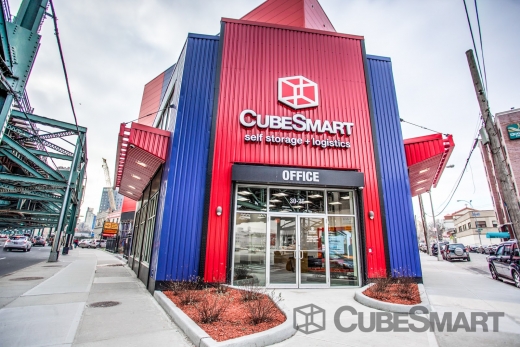 CubeSmart Self Storage in Queens City, New York, United States - #4 Photo of Point of interest, Establishment, Moving company, Storage