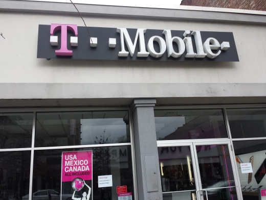 Photo by James Wang for T-Mobile Astoria