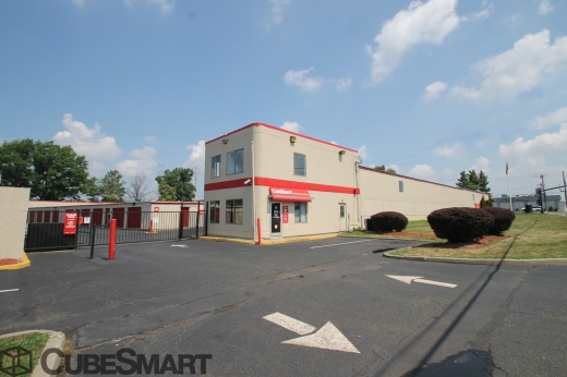 CubeSmart Self Storage in Linden City, New Jersey, United States - #3 Photo of Point of interest, Establishment, Store, Moving company, Storage