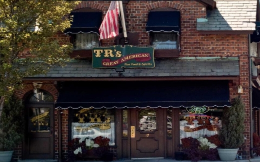 T R's Great American Restaurant in Williston Park City, New York, United States - #2 Photo of Restaurant, Food, Point of interest, Establishment, Bar