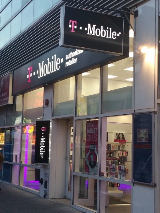 T-Mobile Flushing in Queens City, New York, United States - #1 Photo of Point of interest, Establishment, Store