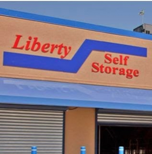 Liberty Self Storage in Jersey City, New Jersey, United States - #1 Photo of Point of interest, Establishment, Store, Moving company, Storage