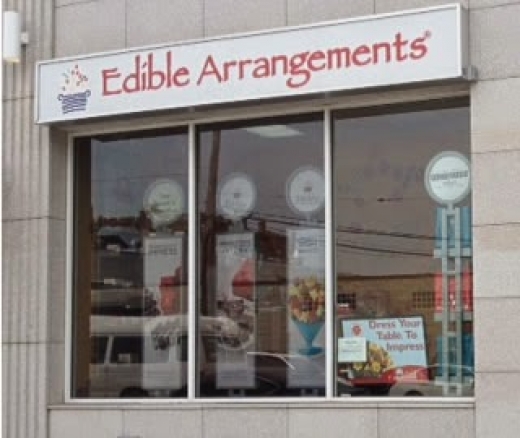 Edible Arrangements in Queens City, New York, United States - #1 Photo of Food, Point of interest, Establishment, Store, Grocery or supermarket, Home goods store, Florist