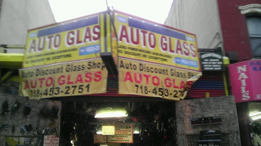Photo by Daniel Saldana for New and Used Auto Discount Glass shop