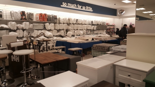 Marshalls in Rego Park City, New York, United States - #1 Photo of Point of interest, Establishment, Store, Department store