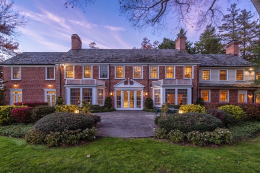 Luxury Elliman Real Estate in Locust Valley City, New York, United States - #1 Photo of Point of interest, Establishment, Real estate agency