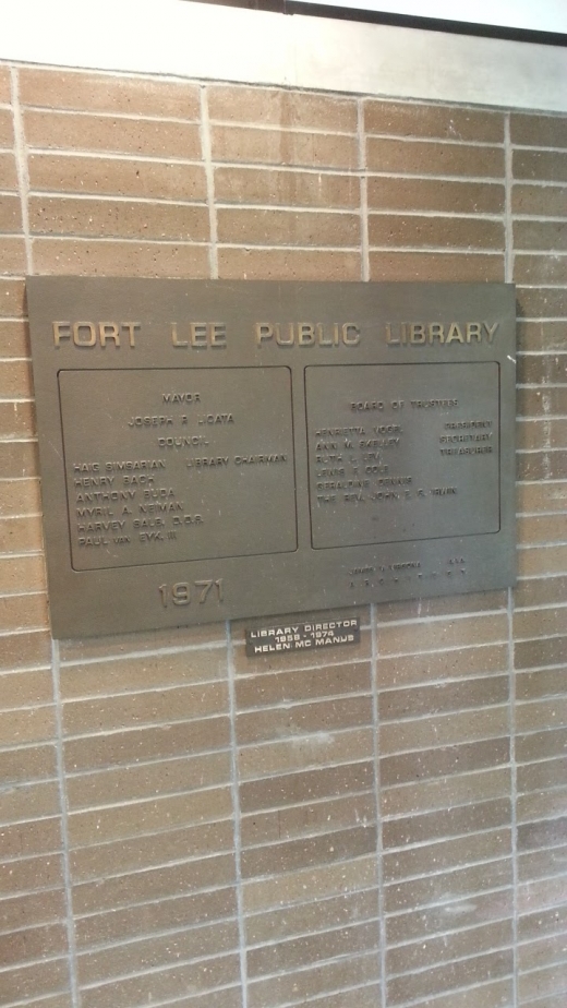 Fort Lee Public Library in Fort Lee City, New Jersey, United States - #4 Photo of Point of interest, Establishment, Library