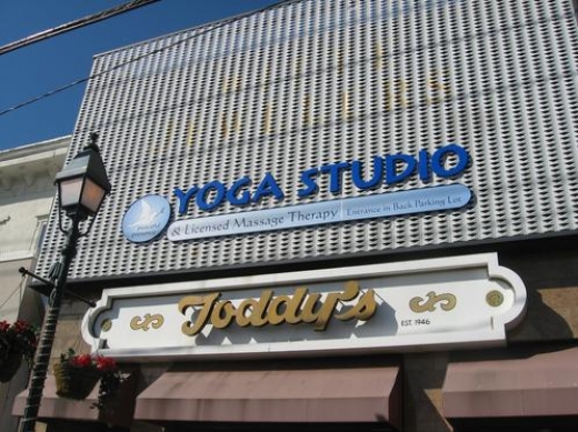 Peaceful Presence Yoga Studio in Cedarhurst City, New York, United States - #1 Photo of Point of interest, Establishment, Health, Gym